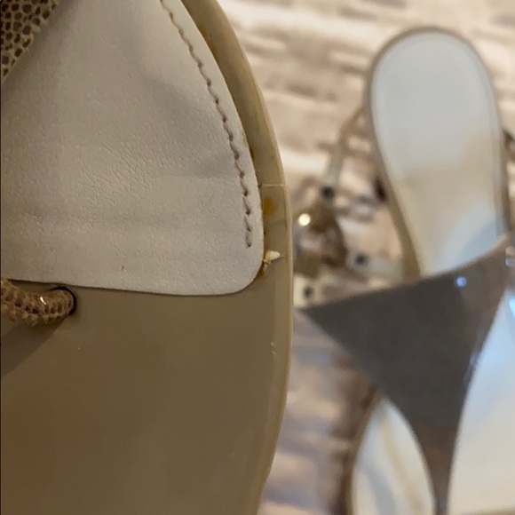 Size 6 1/2 Calvin Klein nude heels - Picture 6 of 7